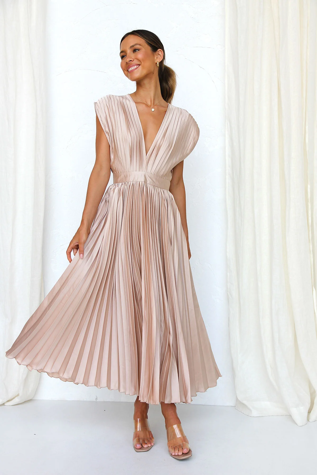 TIRSÁ | Vestido glamuroso