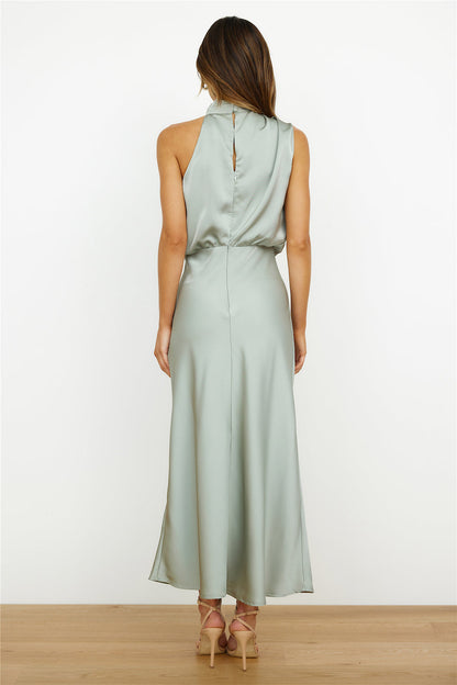 MARIANA | Vestido con escote americano.