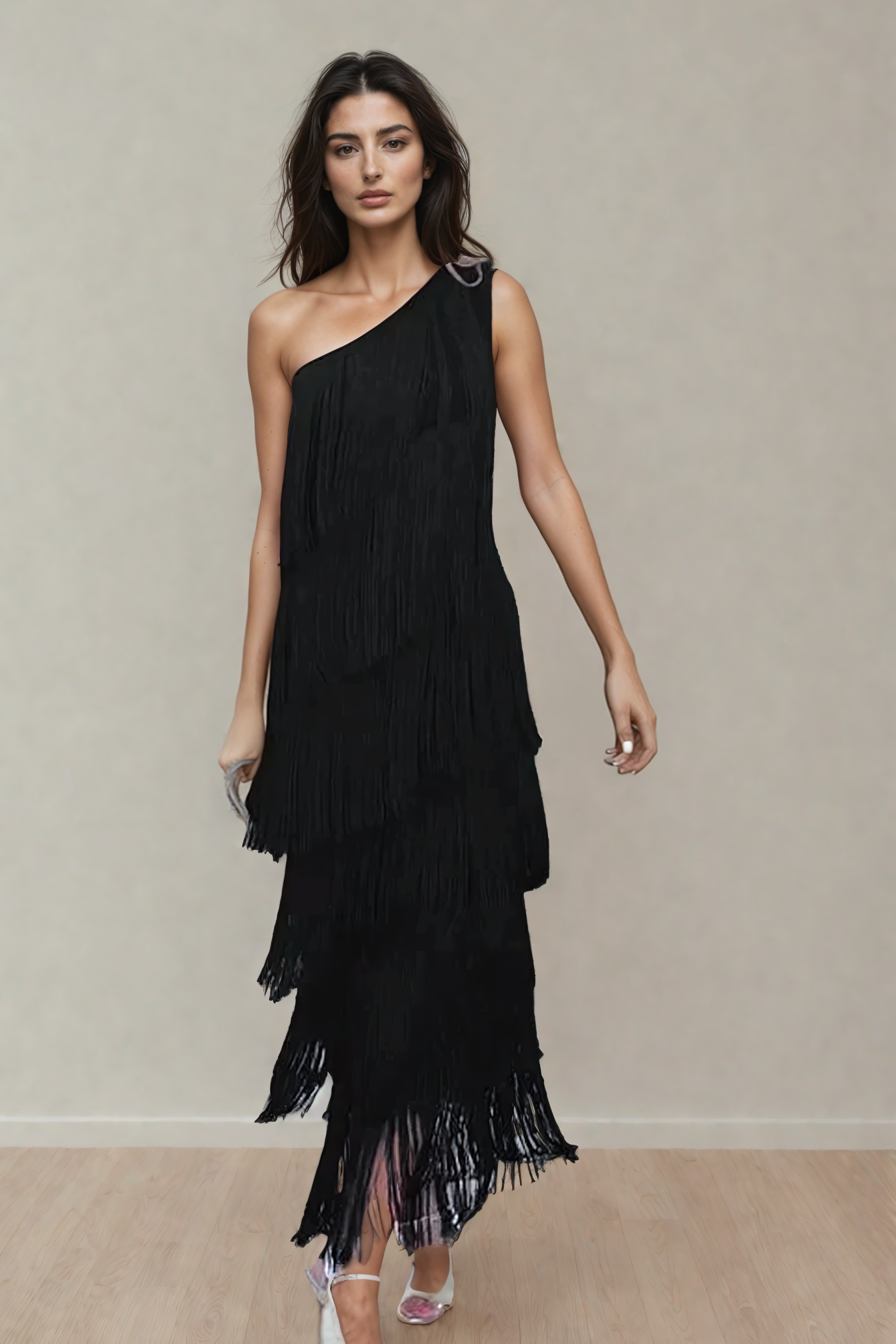 VALERIA | Vestido con flecos.