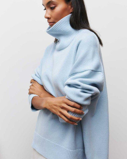 ANDREA | Suéter minimalista de cuello alto