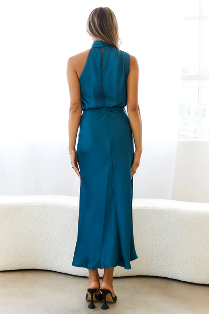 MARIANA | Vestido con escote americano.