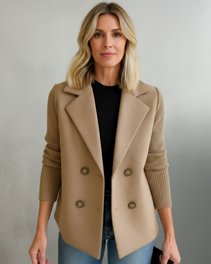 LEILA | Chaqueta corta de lana.