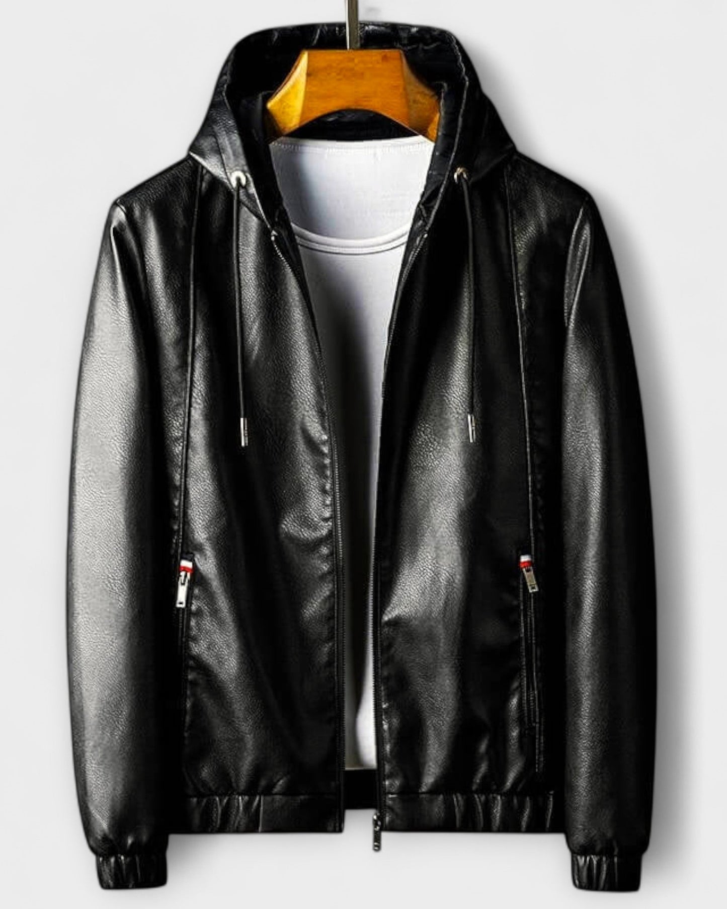 ARMANDO | Chaqueta de cuero ecológico con capucha