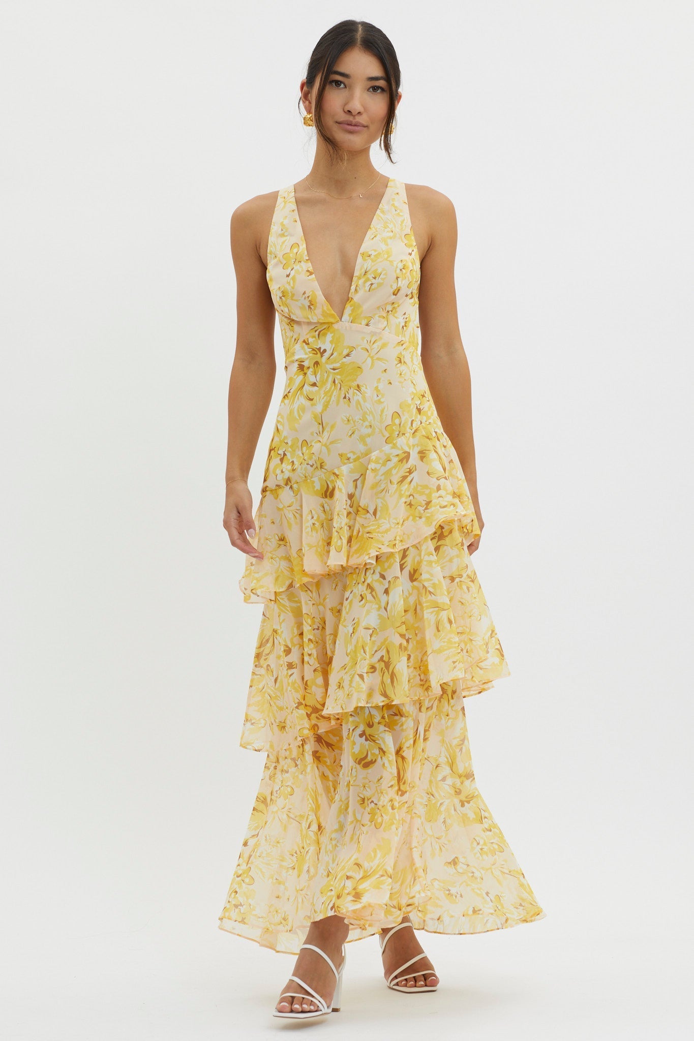 AURA | Vestido de con escote en V y volantes