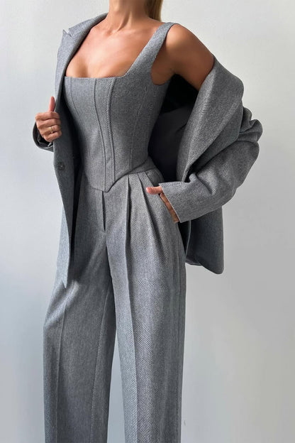 DOLCE | Conjunto de tres piezas con amaricana cruzada