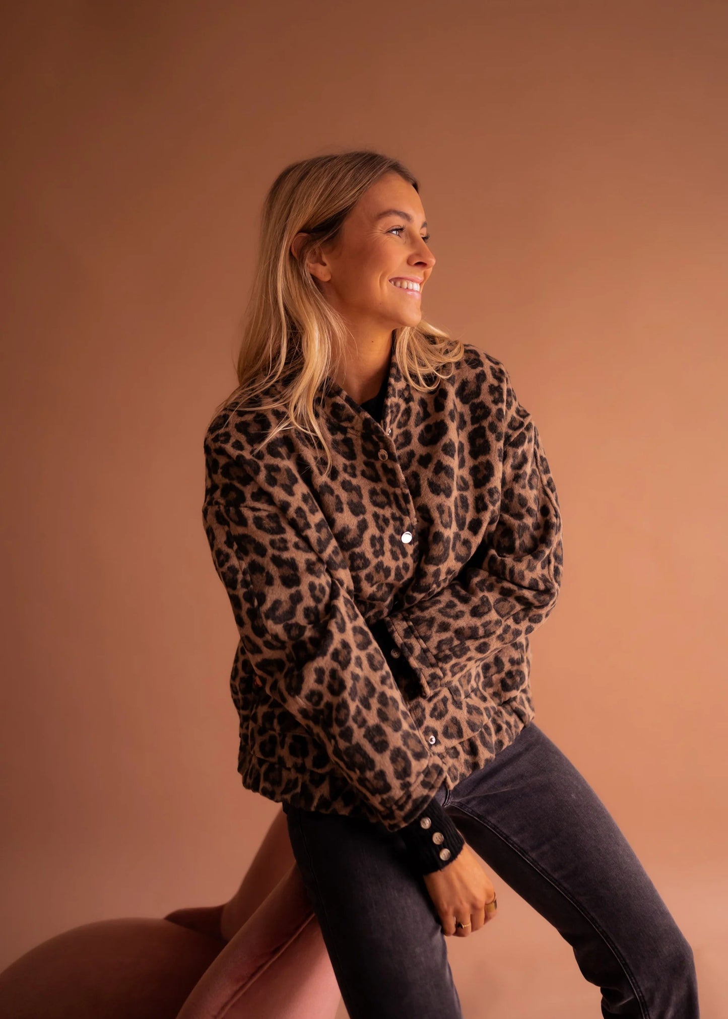 LEILA | Chaqueta estampada de leopardo